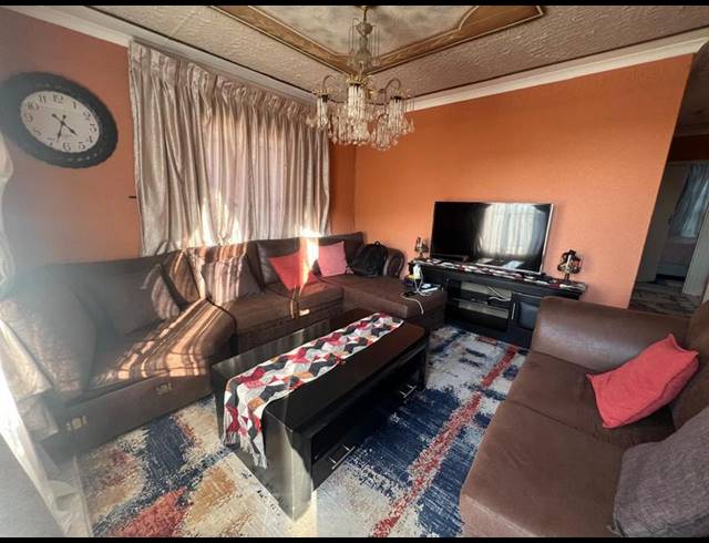 3 BEDROOM HOUSE FOR SALE IN MORULA VIEW